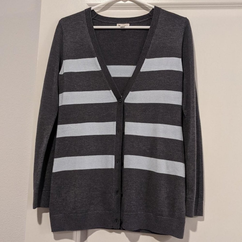 EUC GAP Blue and Grey Cardigan | Size Small